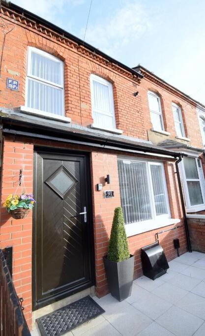 Belfast Luxury Lets - Windsor Townhouse Villa Екстериор снимка